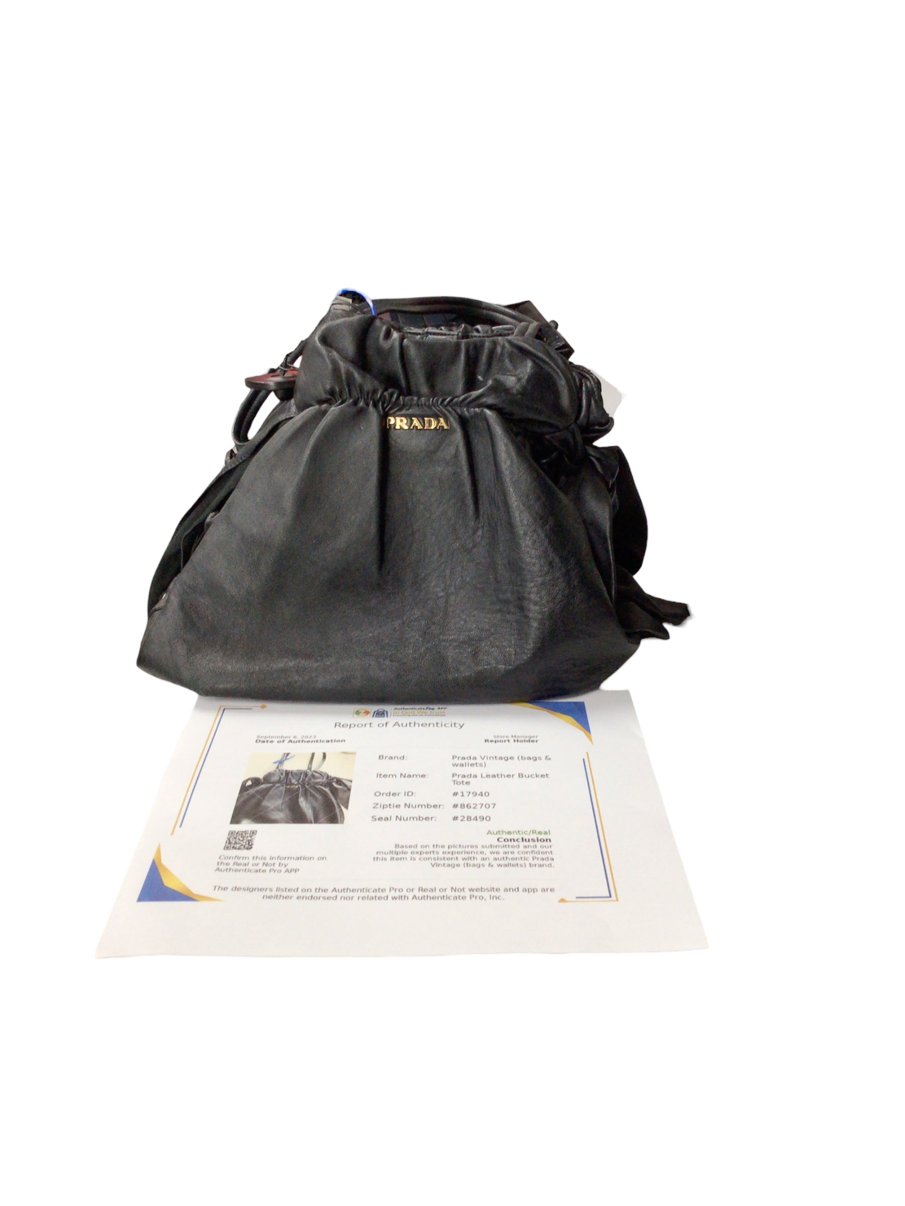 Clothes Mentor Orland Park, Illinois, Crossbody Luxury Designer By Prada  Size: Medium