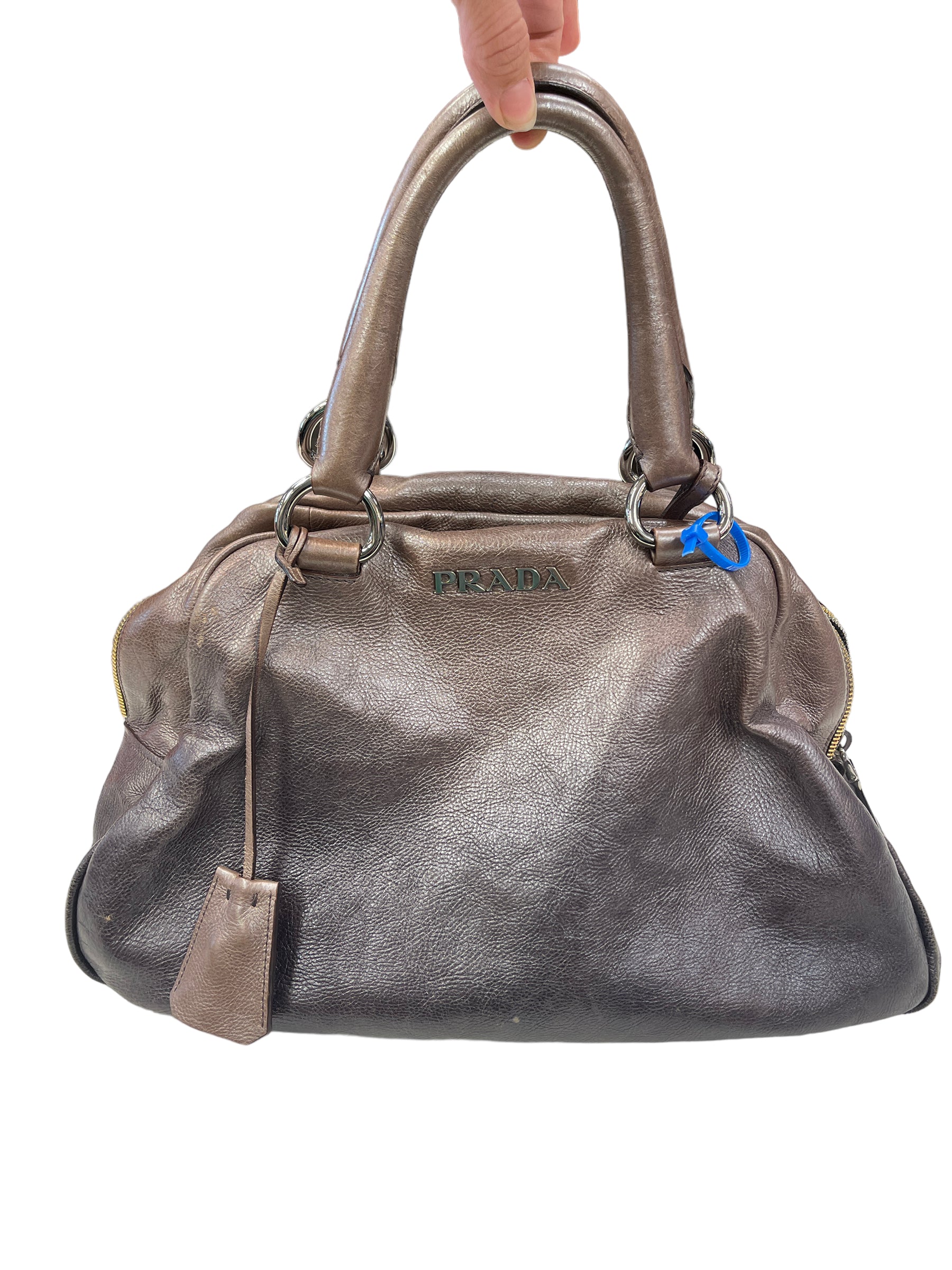 Clothes Mentor Maple Grove, Minnesota, Handbag Luxury Designer By Prada  Size: Large