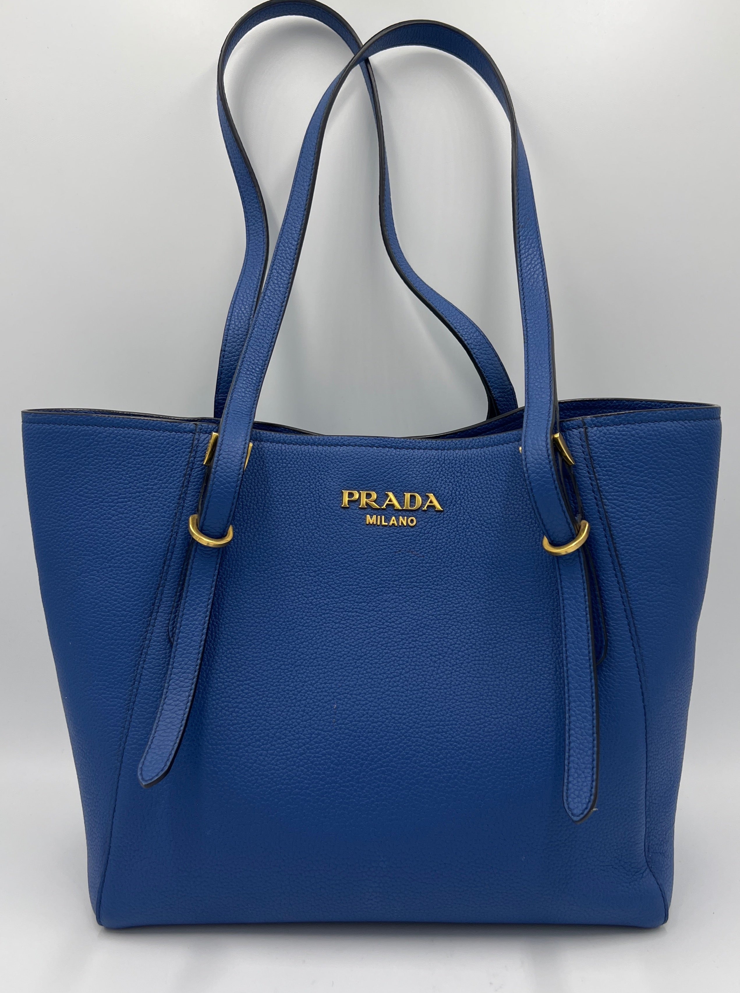 Clothes Mentor St. Louis, Missouri, Handbag Luxury Designer By Prada  Size: Medium