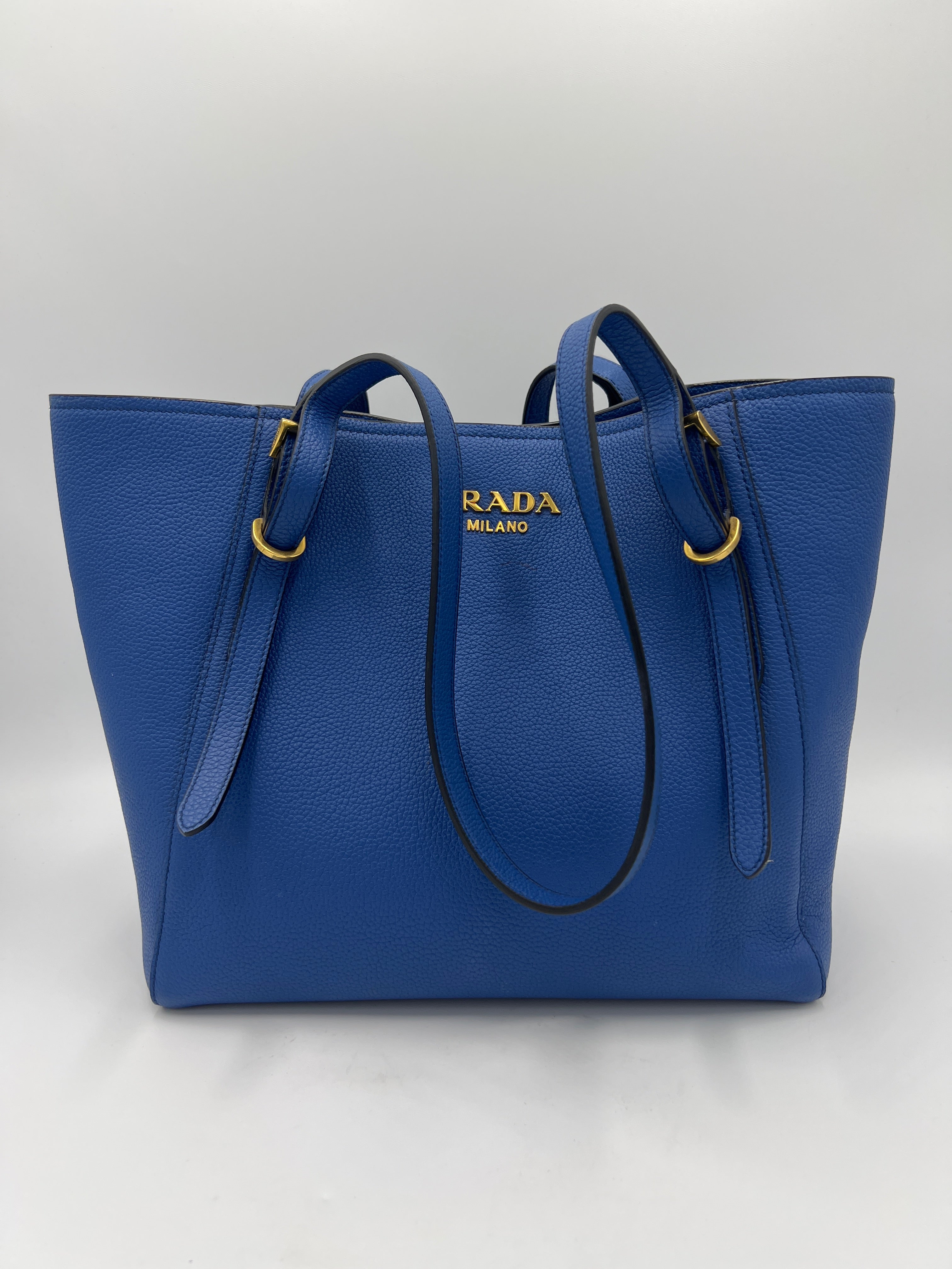 Clothes Mentor St. Louis, Missouri, Handbag Luxury Designer By Prada  Size: Medium